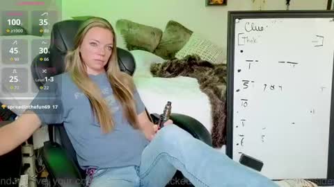 Snapshot of mindymars chatting on 24, 6, 2026 Mindy Mars online show from 24, 6, 2026