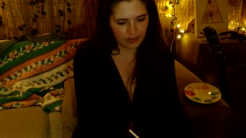 Snapshot of mindymounds chatting on 22, 12, 2025 Mindy online show from 22, 12, 2025