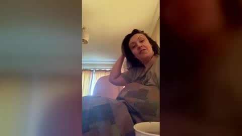 please subscribe to my fansly  please no video or photos must be recorded or re sold online show from 11, 4, 2026