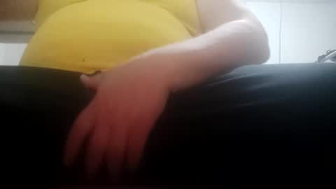 Snapshot of minecraftpickaxe chatting on 2, 2, 2025 minecraftpickaxe online show from 2, 2, 2025