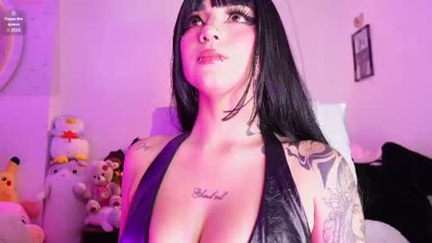 Snapshot of ming_yue_ chatting on 16, 6, 2026 My name is Fer Nice to meet you give it a thumbs up please its important online show from 16, 6, 2026