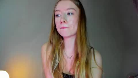 Snapshot of minidiva_ chatting on 20, 4, 2026 Amelia online show from 20, 4, 2026