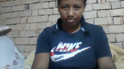 Minie4Tina online show from 1, 1, 2025