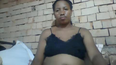 Minie4Tina online show from 1, 1, 2025