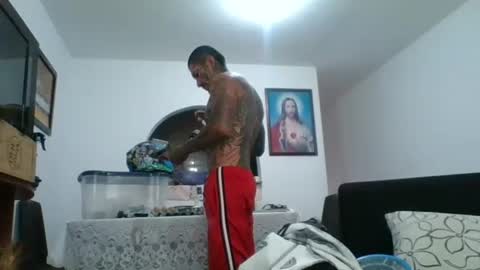 Snapshot of miniimgra chatting on 10, 5, 2026 miniimgra online show from 10, 5, 2026