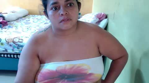 Snapshot of minnie_bbw69 chatting on 31, 5, 2026 Andrea online show from 31, 5, 2026