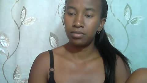 minouch211907 online show from 27, 3, 2026