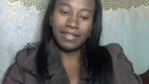 minouch211907 online show from 13, 7, 2026