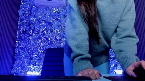 NEXT STREAM NOVEMBER  27282930 online show from 21, 1, 2025