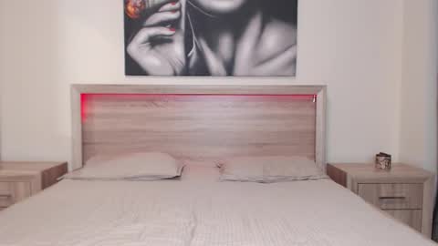 mira_jade online show from 27, 9, 2025