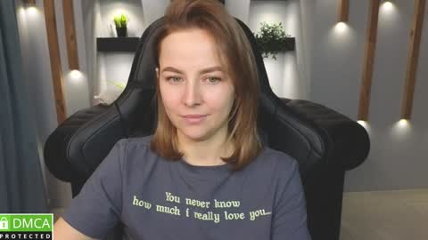 Snapshot of mira_mermayd chatting on 25, 12, 2024 Mira online show from 25, 12, 2024