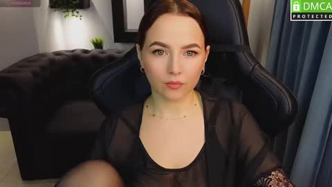 Snapshot of mira_mermayd chatting on 22, 2, 2025 Mira online show from 22, 2, 2025