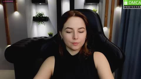 Snapshot of mira_mermayd chatting on 28, 2, 2025 Mira online show from 28, 2, 2025