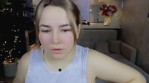 Snapshot of mira_mermayd chatting on 25, 2, 2026 Mira online show from 25, 2, 2026