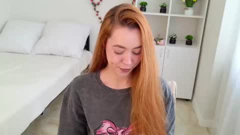 Snapshot of mirabella__flower chatting on 28, 7, 2026 mirabella__flower online show from 28, 7, 2026