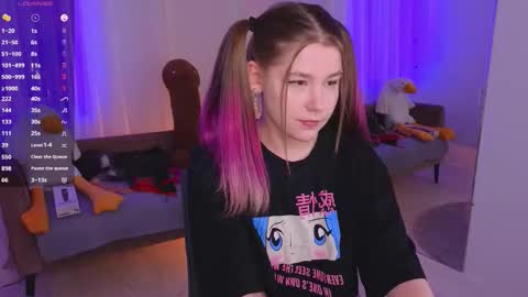 Snapshot of mirafalls chatting on 30, 3, 2026 Mira online show from 30, 3, 2026