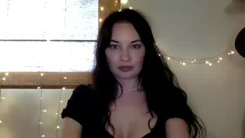 Mari online show from 15, 10, 2025