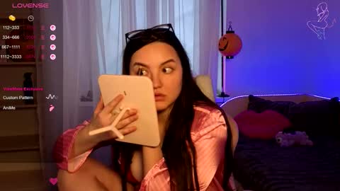 miraluccian online show from 8, 11, 2025