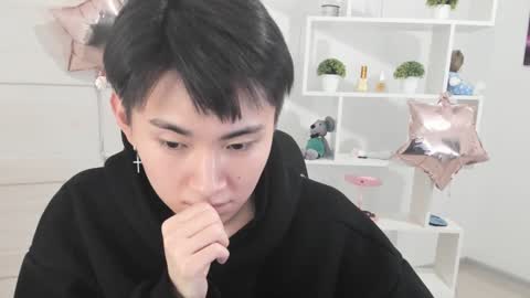 Snapshot of miram_yoo chatting on 11, 12, 2024 online show from 11, 12, 2024