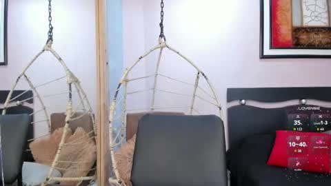 Snapshot of miranda_doll_ chatting on 20, 4, 2026 online show from 20, 4, 2026