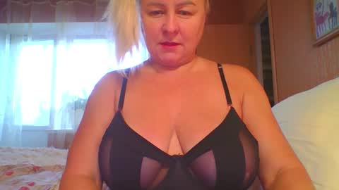 Snapshot of miranda_robinson chatting on 24, 9, 2025 Miranda online show from 24, 9, 2025