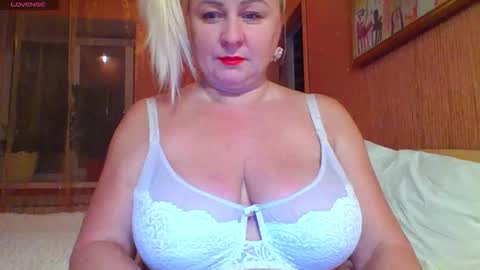 Snapshot of miranda_robinson chatting on 1, 10, 2025 Miranda online show from 1, 10, 2025