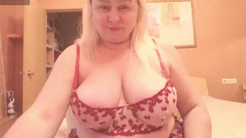 Snapshot of miranda_robinson chatting on 17, 5, 2026 Miranda online show from 17, 5, 2026