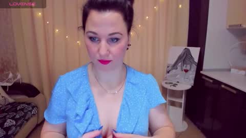 MirandaDyson online show from 1, 2, 2026