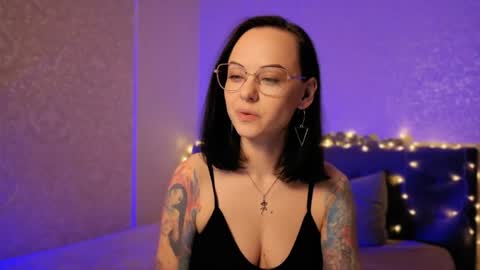 MiraSkyy online show from 3, 5, 2026