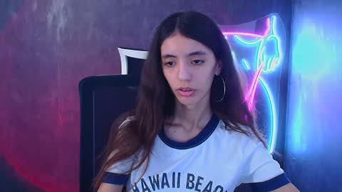 Snapshot of miri_miss chatting on 19, 1, 2025 Miri online show from 19, 1, 2025
