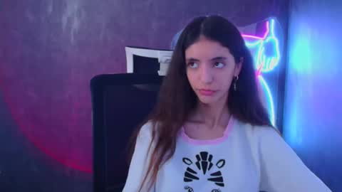 Snapshot of miri_miss chatting on 24, 1, 2025 Miri online show from 24, 1, 2025