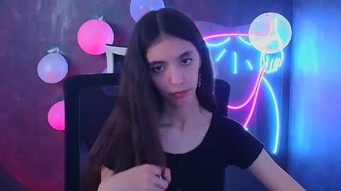 Snapshot of miri_miss chatting on 14, 2, 2025 Miri online show from 14, 2, 2025