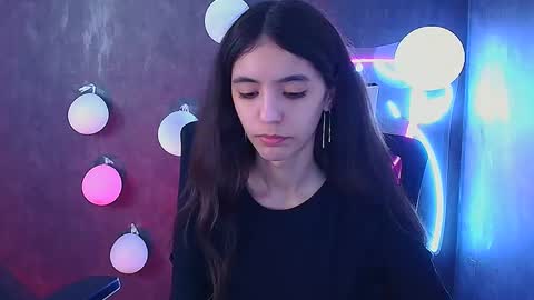 Snapshot of miri_miss chatting on 28, 2, 2025 Miri online show from 28, 2, 2025