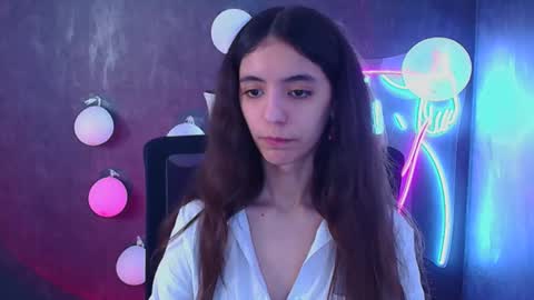 Snapshot of miri_miss chatting on 5, 3, 2025 Miri online show from 5, 3, 2025
