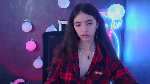 Snapshot of miri_miss chatting on 7, 3, 2025 Miri online show from 7, 3, 2025