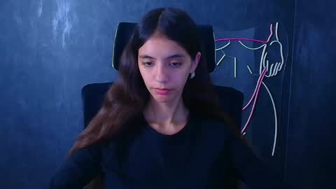 Snapshot of miri_miss chatting on 12, 9, 2025 Miri online show from 12, 9, 2025