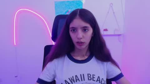 Snapshot of miri_miss chatting on 19, 11, 2025 Miri online show from 19, 11, 2025