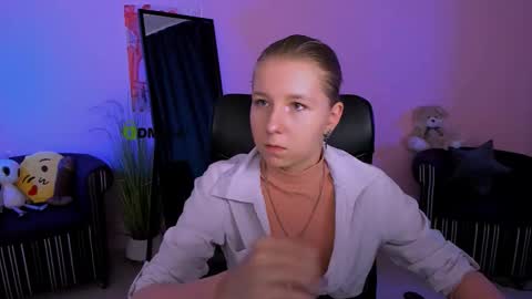 miriam_crazy online show from 18, 10, 2025