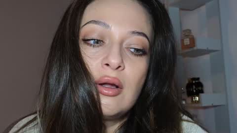 Snapshot of mirrabelleee chatting on 4, 2, 2026 Mirrabelle online show from 4, 2, 2026