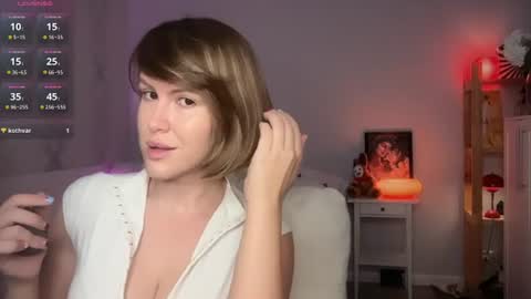 Snapshot of mirrorofsoul chatting on 10, 7, 2026 Shelley online show from 10, 7, 2026