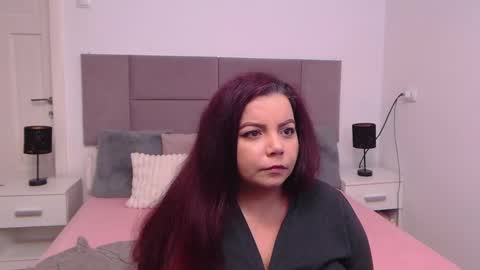 Snapshot of miryamines chatting on 19, 12, 2024 MiryamInes online show from 19, 12, 2024