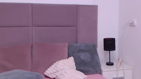 Snapshot of miryamines chatting on 7, 3, 2025 MiryamInes online show from 7, 3, 2025