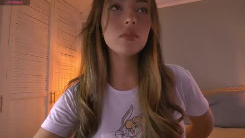 Snapshot of mis_elizabeth chatting on 10, 11, 2025 Eliza online show from 10, 11, 2025