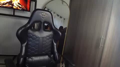 IYASHA online show from 10, 11, 2025