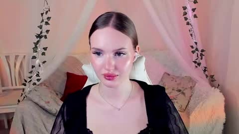 Snapshot of mish_ka3 chatting on 19, 9, 2025 Misha online show from 19, 9, 2025