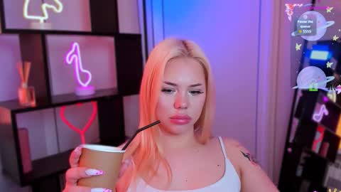 Snapshot of mishel_shy chatting on 17, 3, 2026 mishel shy online show from 17, 3, 2026