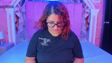 Mishell online show from 3, 2, 2026