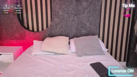 Antonella online show from 23, 11, 2025