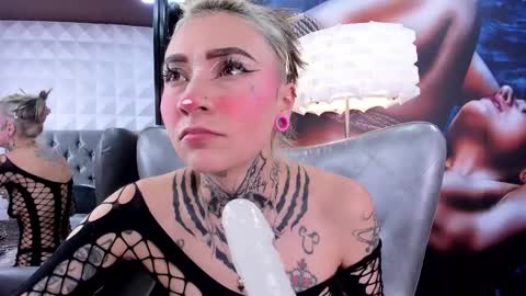 miss___angel online show from 10, 3, 2025