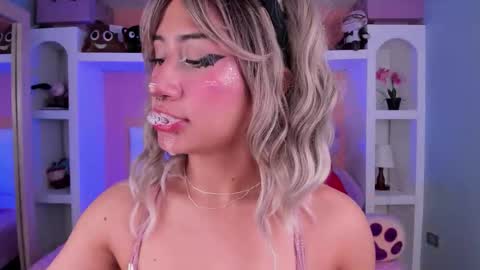 Megan online show from 12, 11, 2025